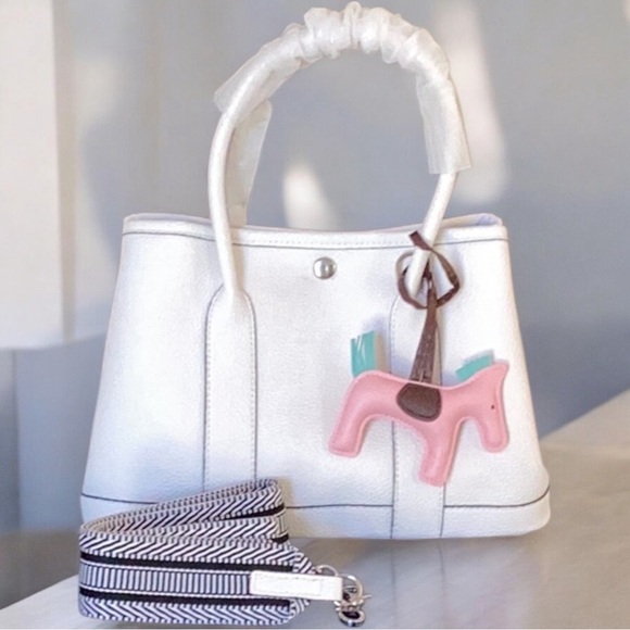 New Elegant White Leather Crossbody Shoulder Tote Bag 32 CM Silver Hardware - Picture 6 of 13